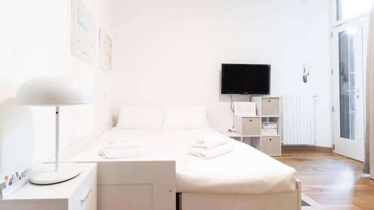 Italianway-De Cristoforis 5 Apartment Milan 0*,